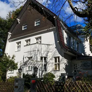 hotel-landhaus-schlachtensee.find-berlin-hotels.com/